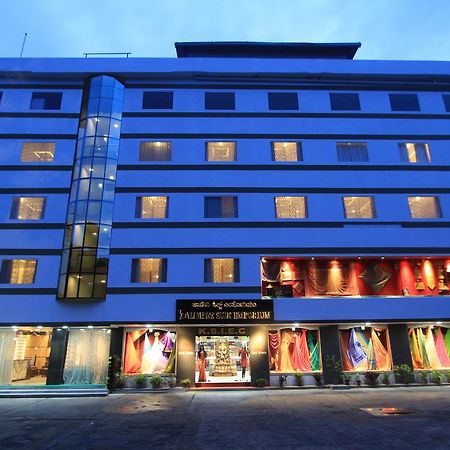 Sandesh Pride Maiçor Exterior foto