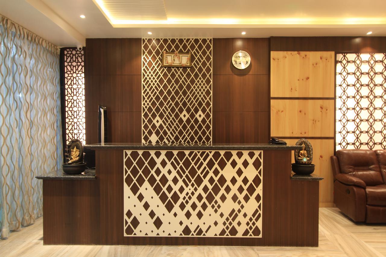 Sandesh Pride Maiçor Exterior foto