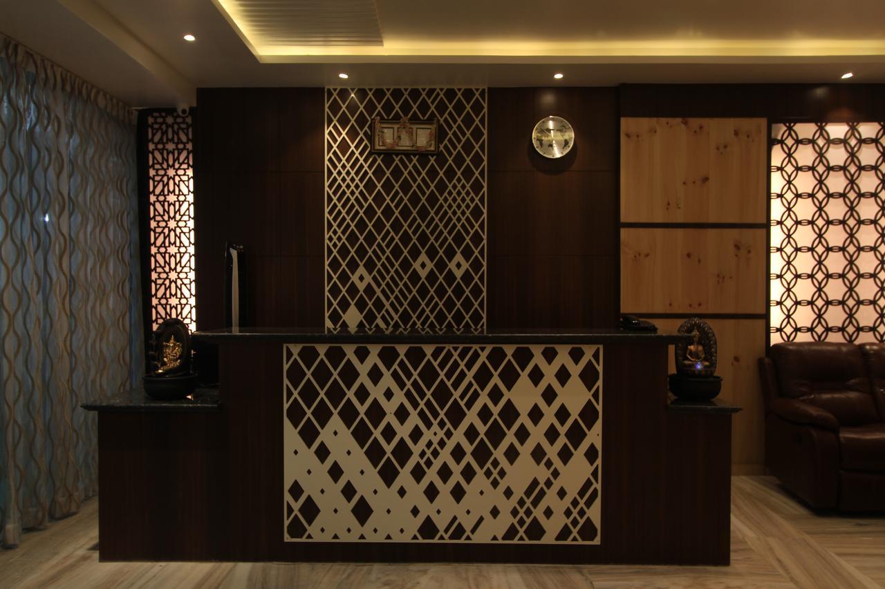 Sandesh Pride Maiçor Exterior foto